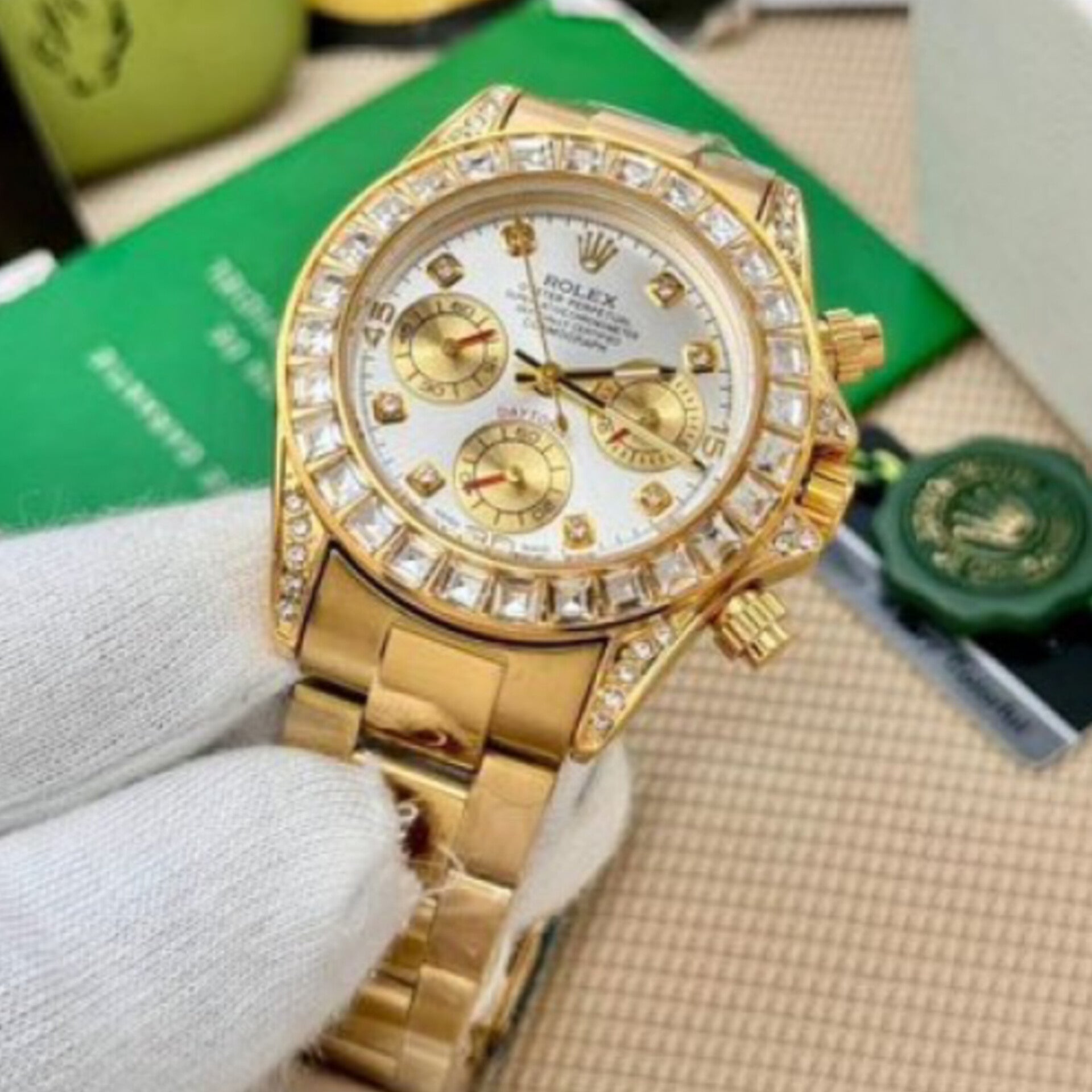 ROLEX RAINBOW CHRONOGRAPH WATCH (GOLD WHITE)
