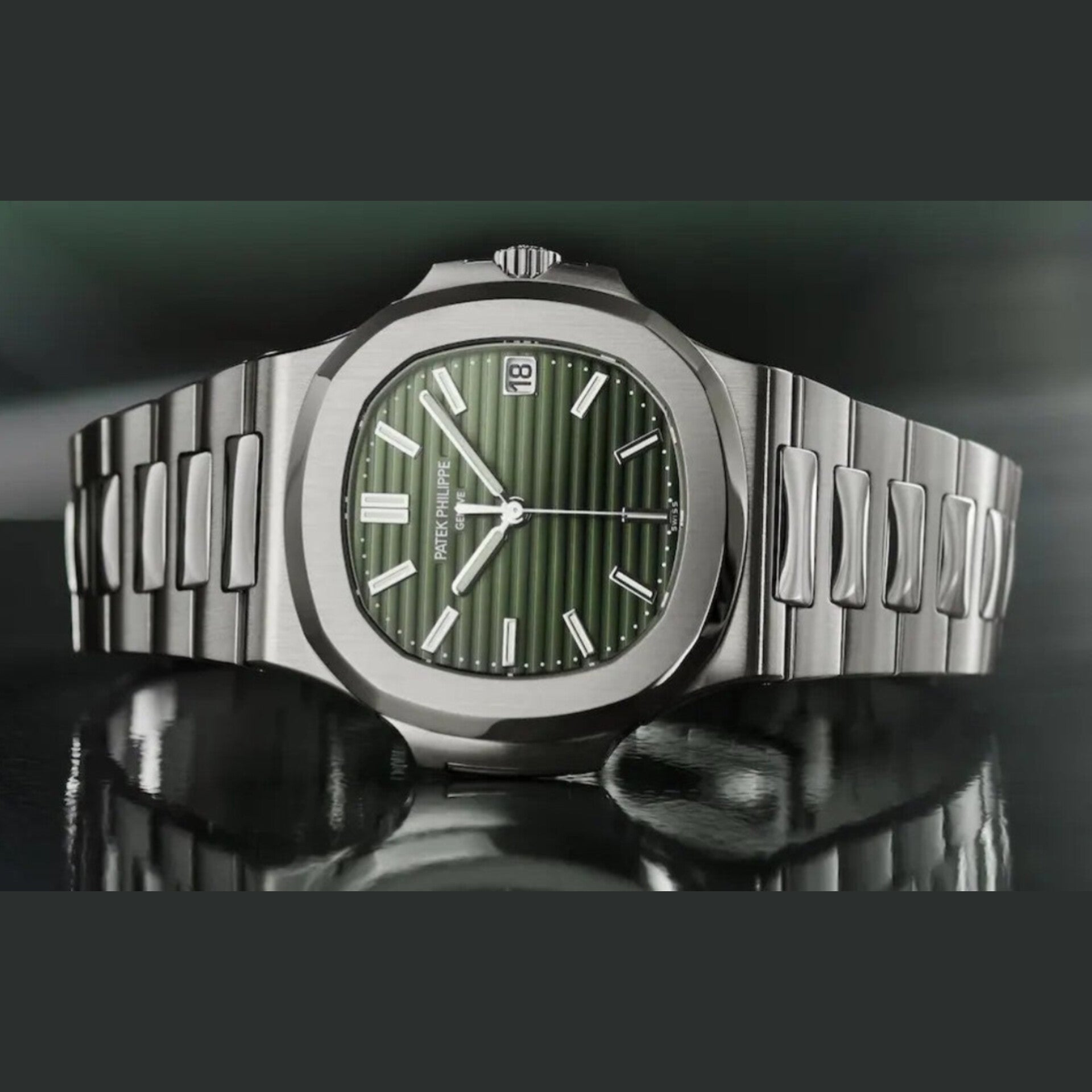PATEK PHILIPPE NAUTILUS SILVER GREEN (AUTOMATIC)
