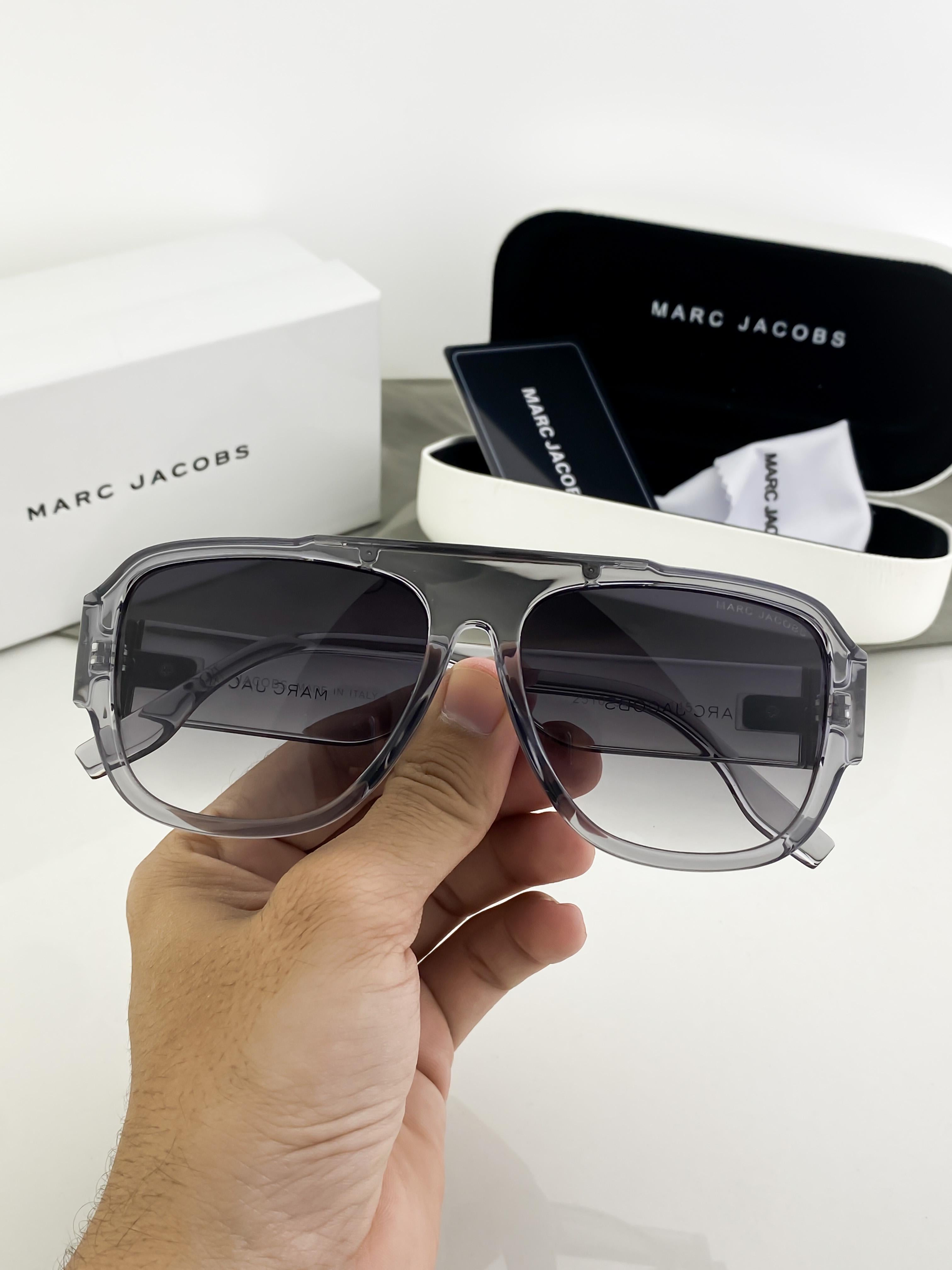 MARC JACOBS SUNGLASSES WITH ORIGINAL BOX AND KIT