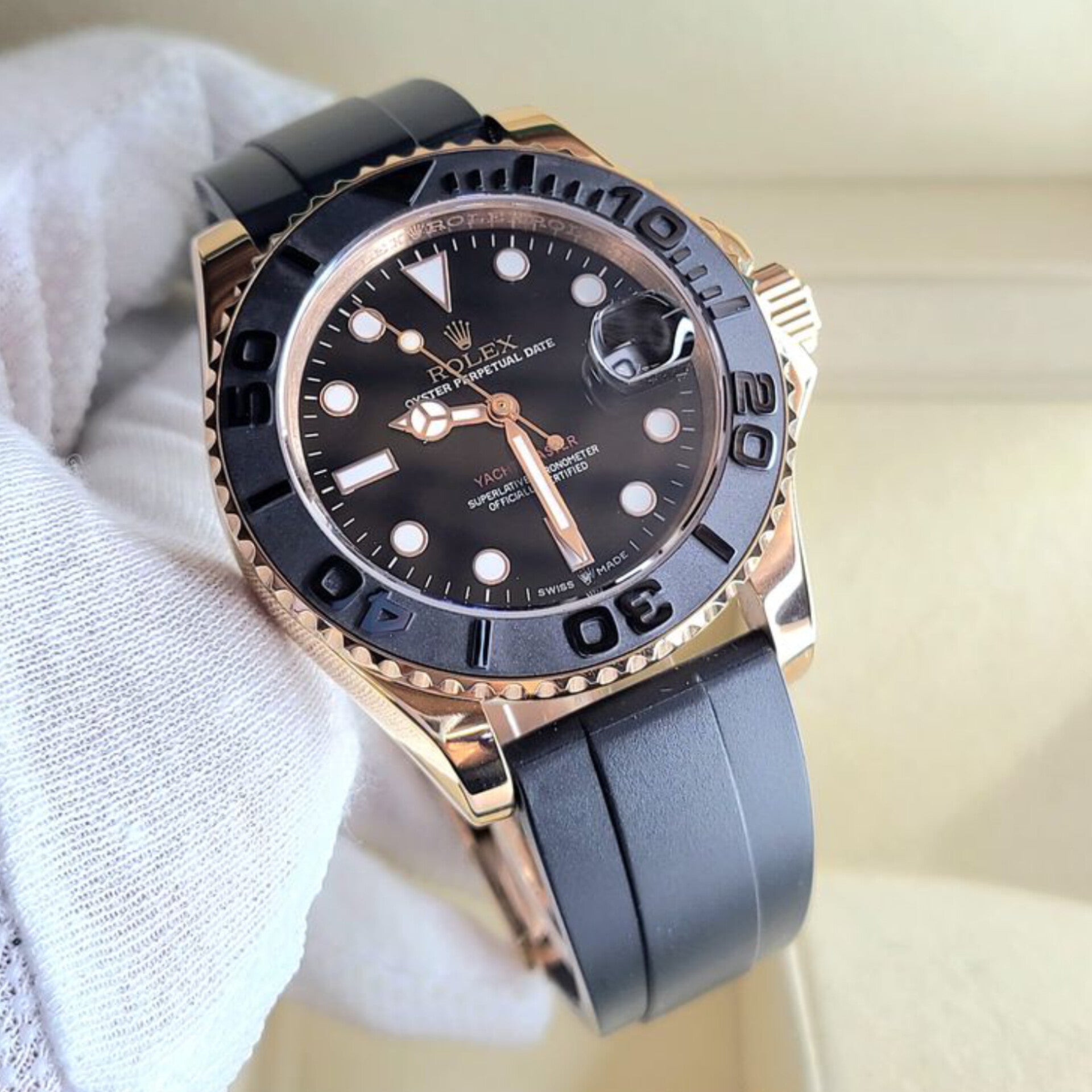 ROLEX YACHT MASTER GOLD (AUTOMATIC)