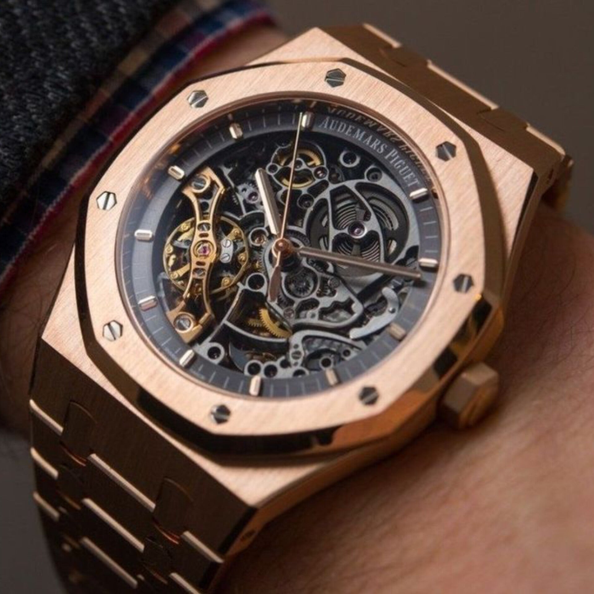 AUDEMARS PIGUET ROYAL OAK SKELETON ROSEGOLD (AUTOMATIC)