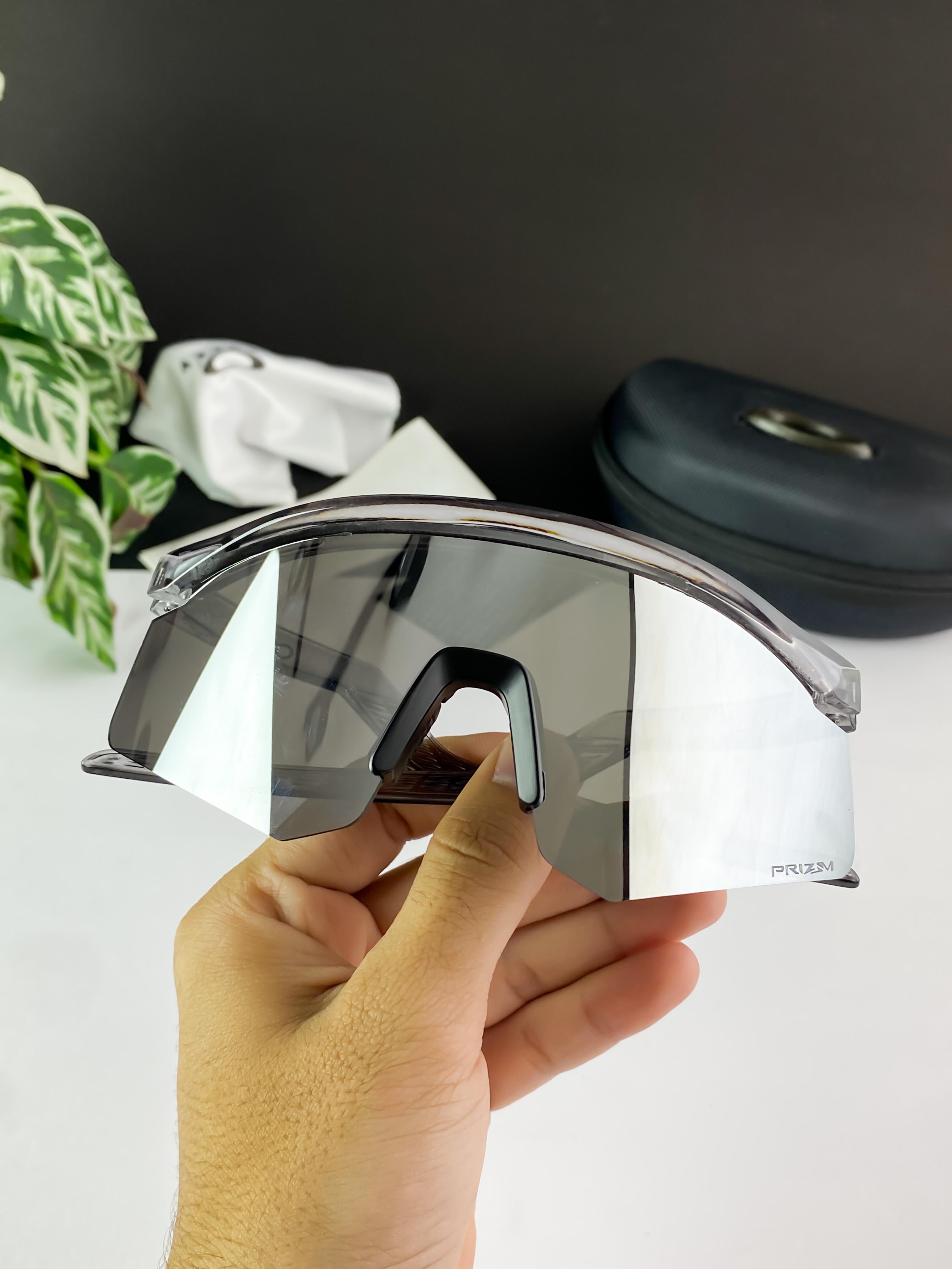 OAKLEY SUNGLASSES WITH ORIGINAL BOX AND KIT