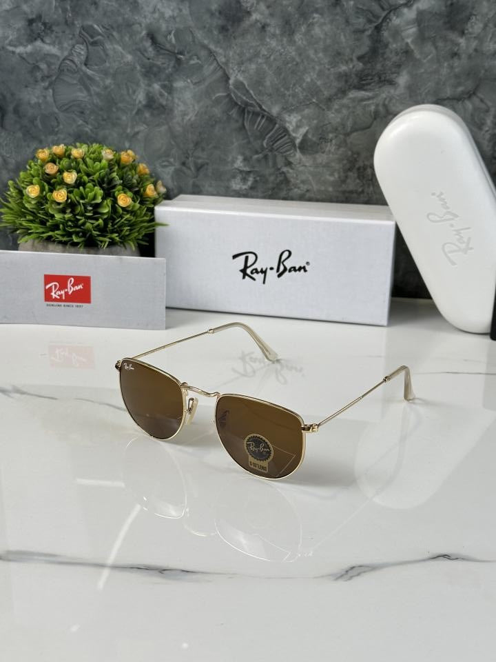 RAYBAN SUNGLASSES WITH ORIGINAL BOX AND KIT