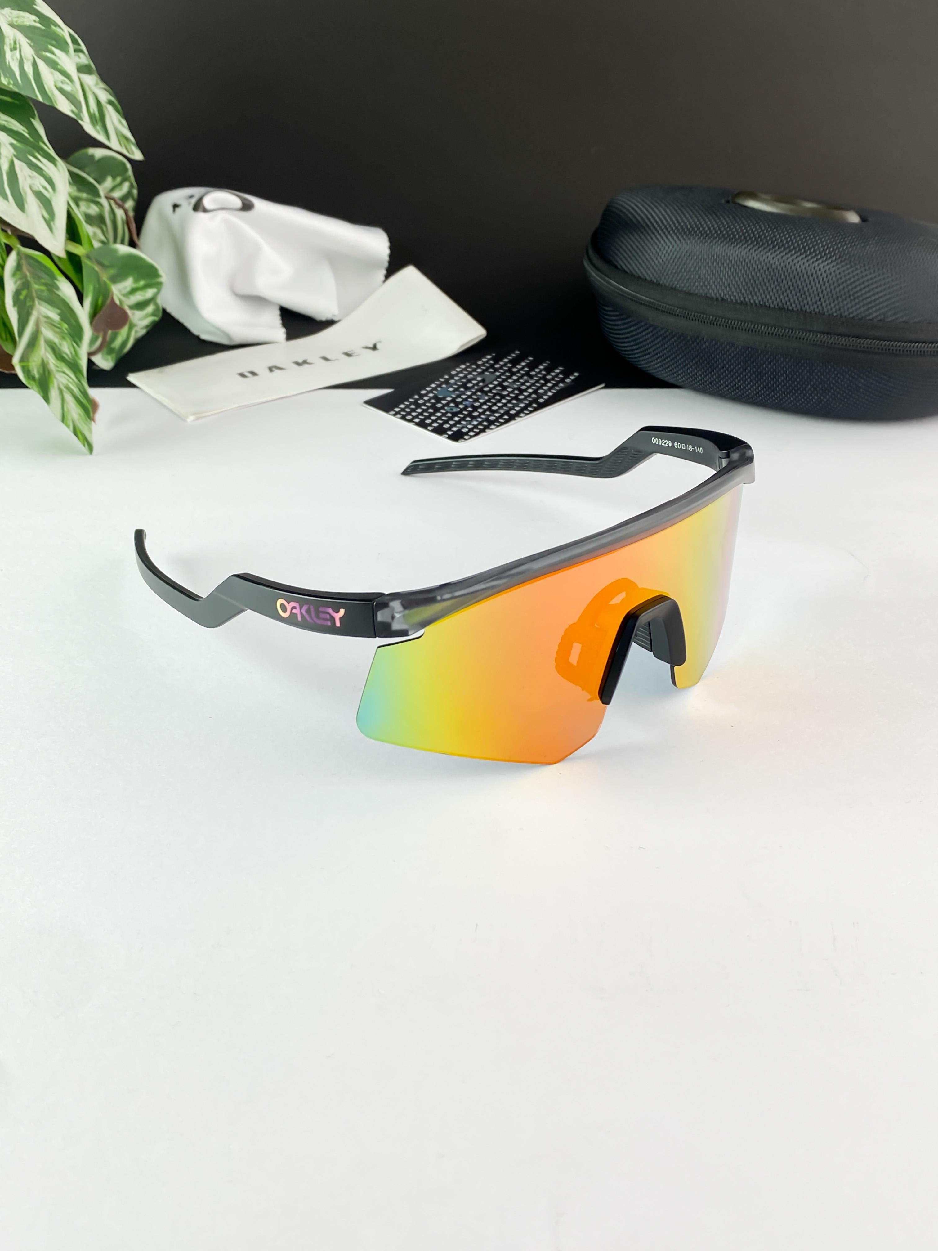 OAKLEY SUNGLASSES WITH ORIGINAL BOX AND KIT