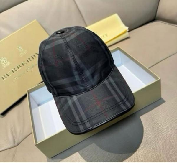Burberry Nova Checks Baseball Premium Unisex Hat With Brand Polly Bag