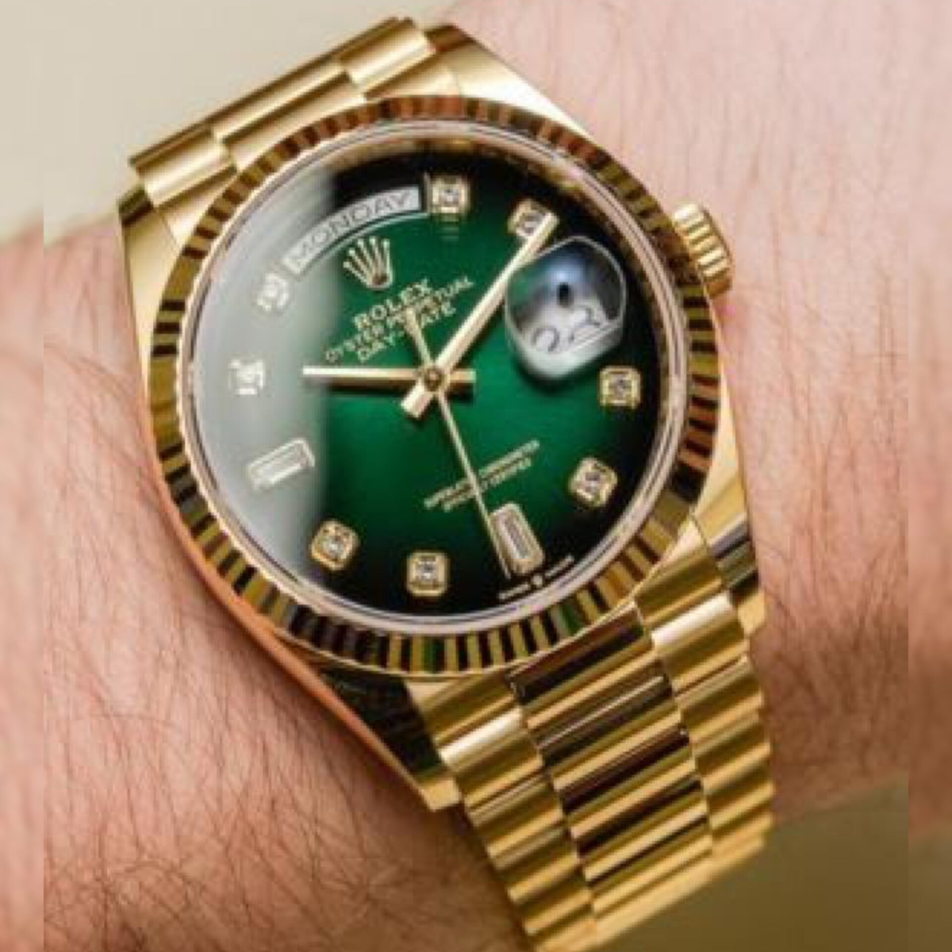 ROLEX DAY DATE GREEN GOLD DIAMOND (CELL MODEL)