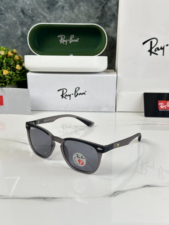 RAYBAN SUNGLASSES WITH ORIGINAL BOX AND KIT