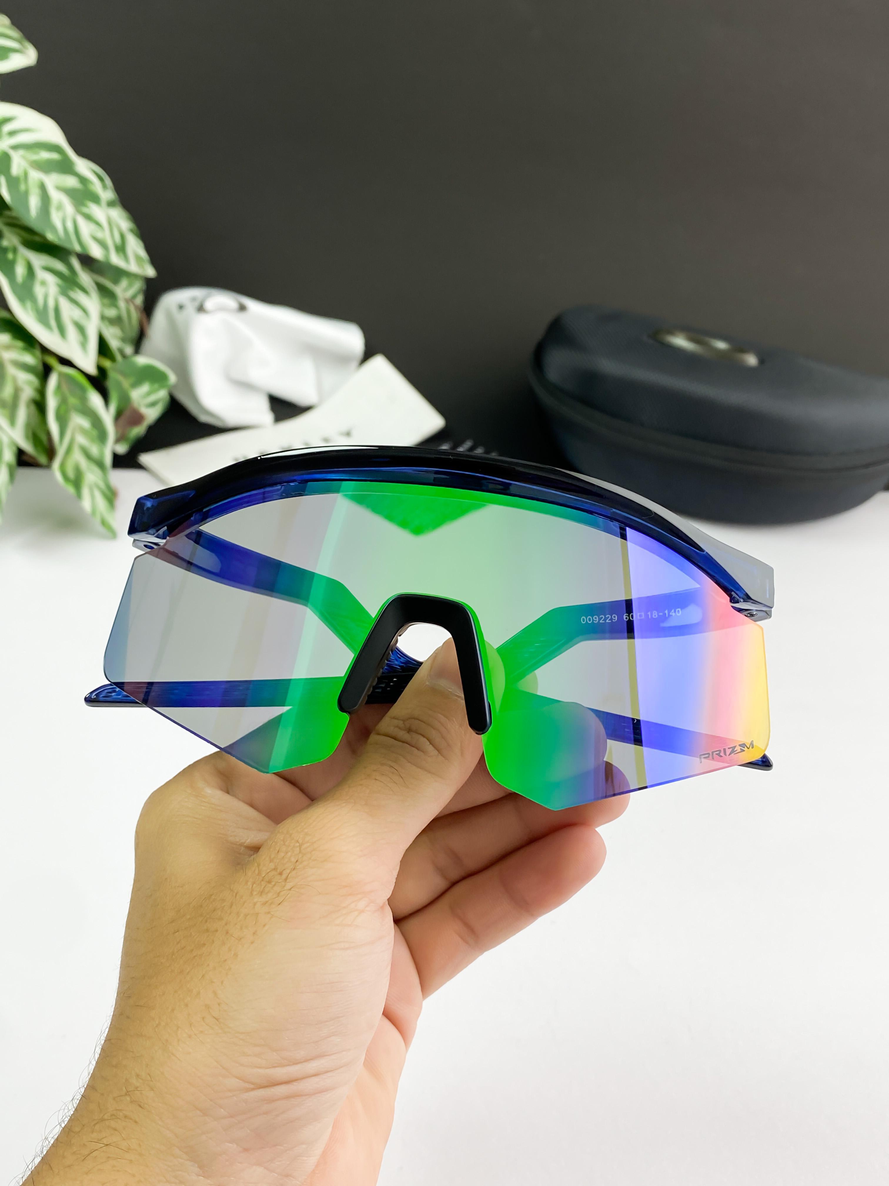 OAKLEY SUNGLASSES WITH ORIGINAL BOX AND KIT