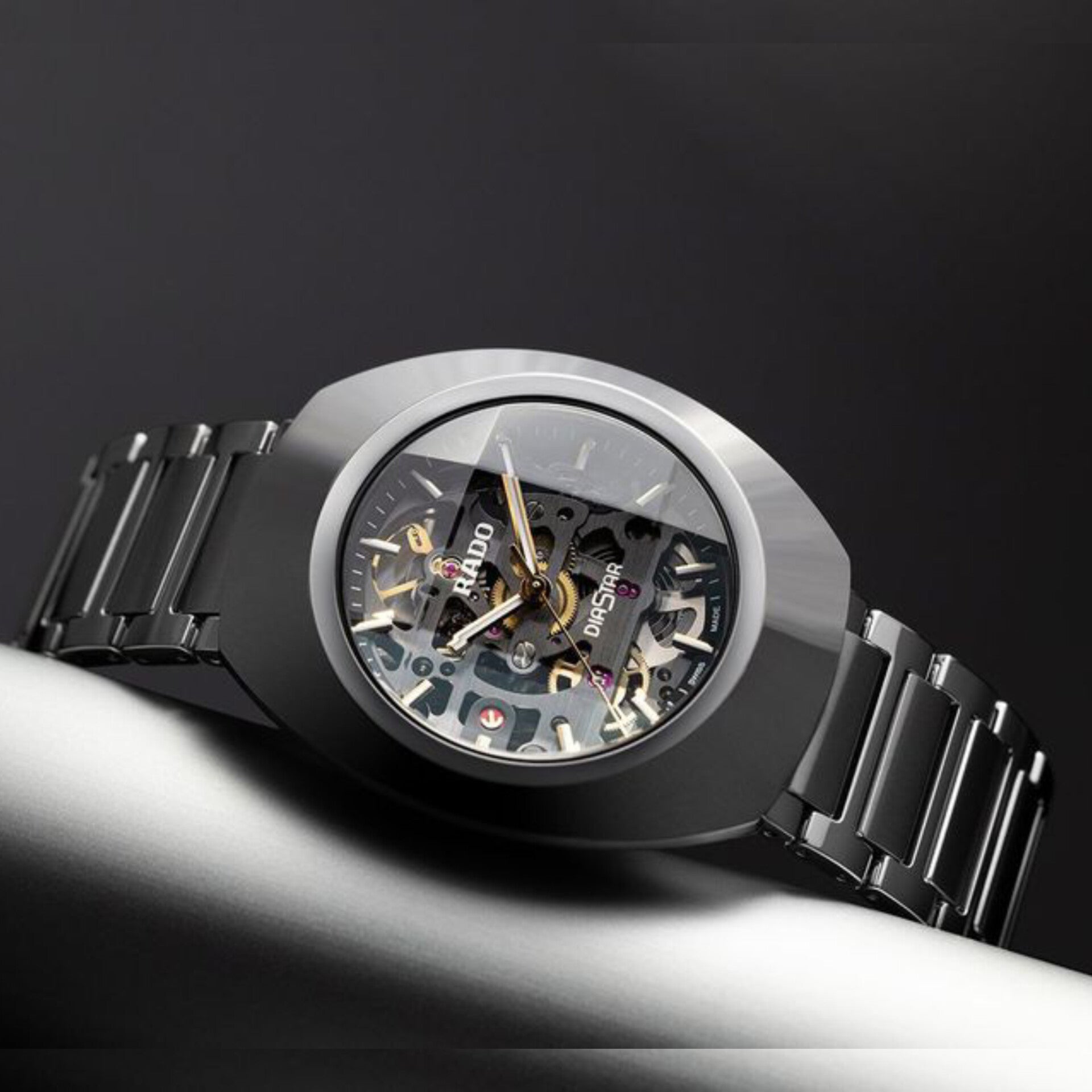 RADO SKELETON BLACK(AUTOMATIC)