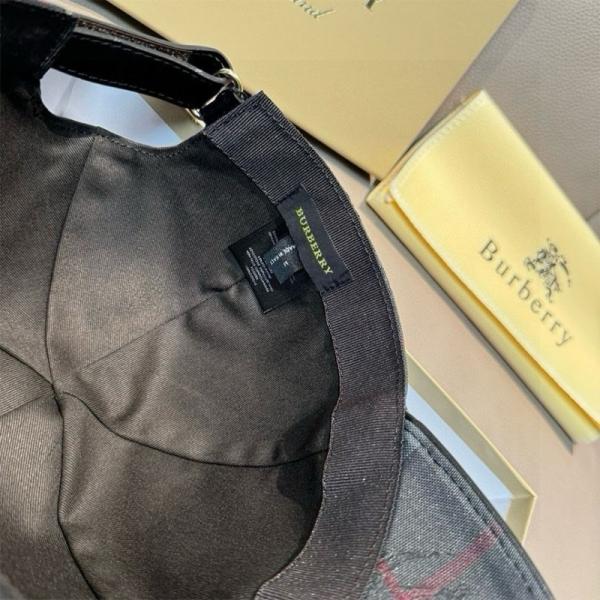 Burberry Nova Checks Baseball Premium Unisex Hat With Brand Polly Bag