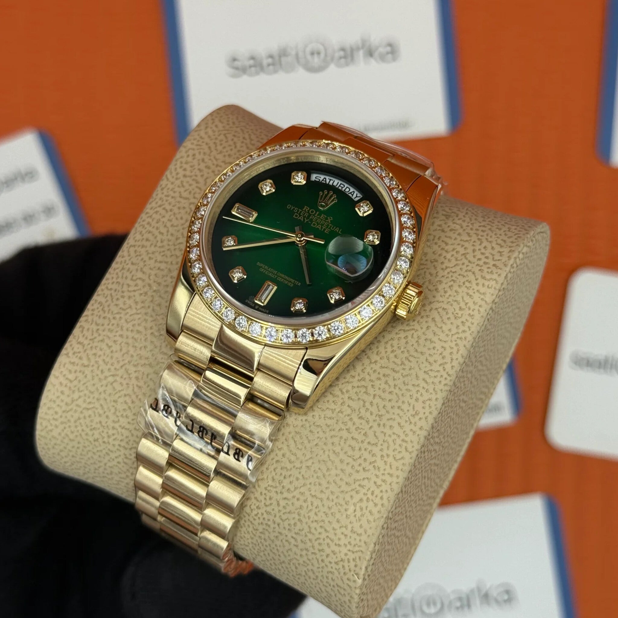ROLEX DAY DATE GREEN GOLD DIAMOND (CELL MODEL)