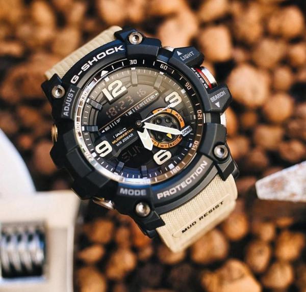 G SHOCK MUD MASTER GG - 1000 ANALOG-DIGITAL WATCH WITH ORIGINAL BOX