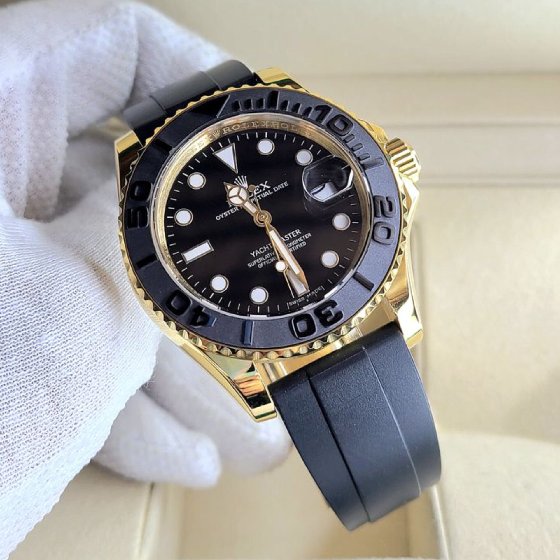 ROLEX YACHT MASTER GOLD (AUTOMATIC)