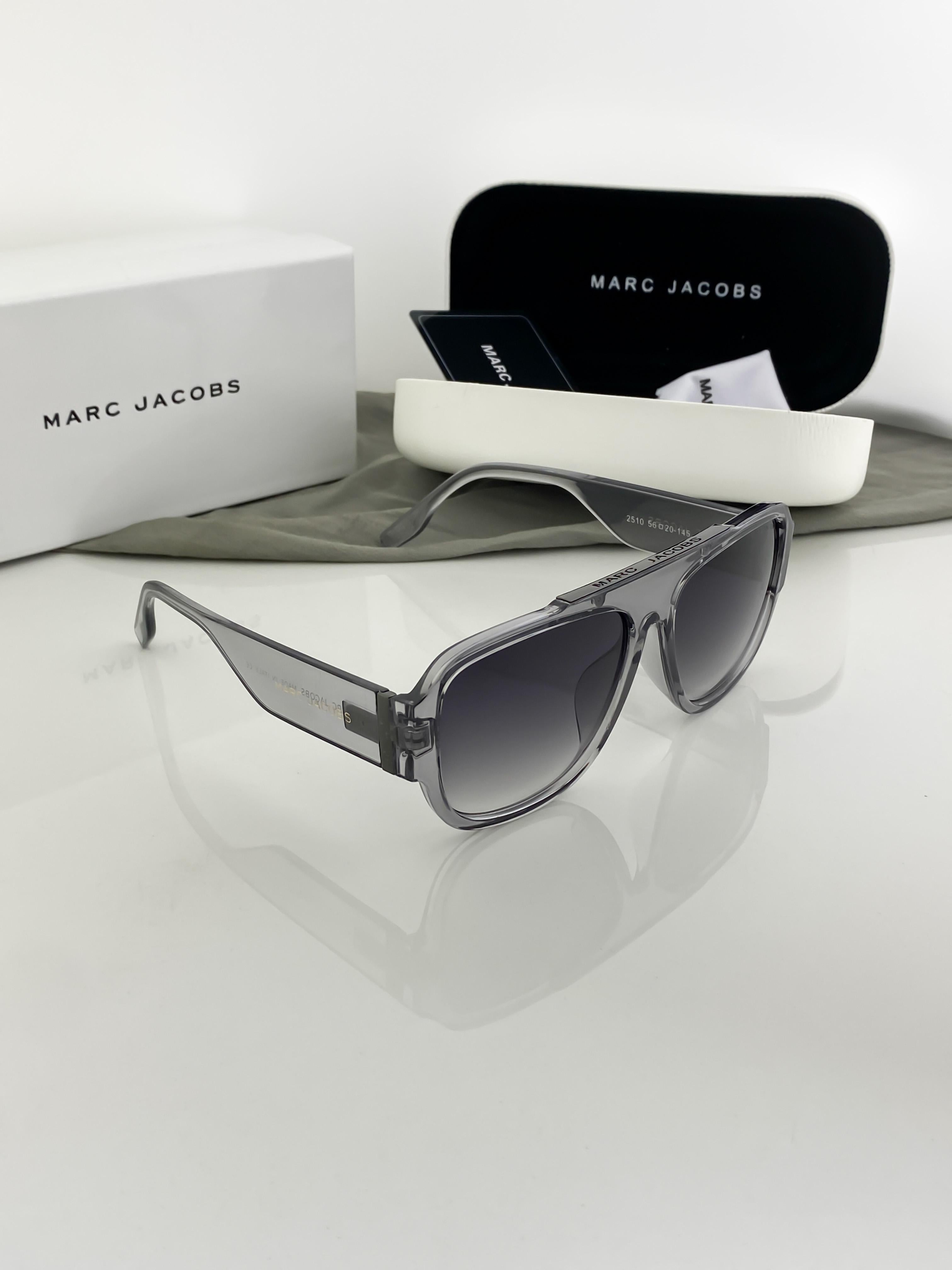 MARC JACOBS SUNGLASSES WITH ORIGINAL BOX AND KIT