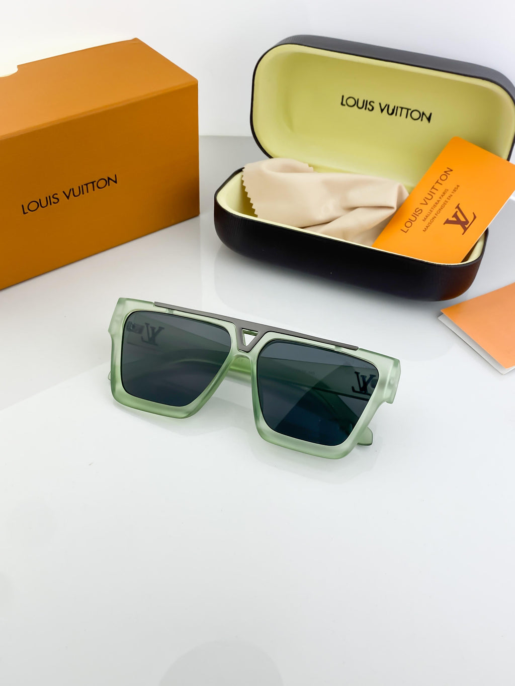 LOUIS VUITTON SUNGLASSES WITH ORIGINAL BOX AND KIT