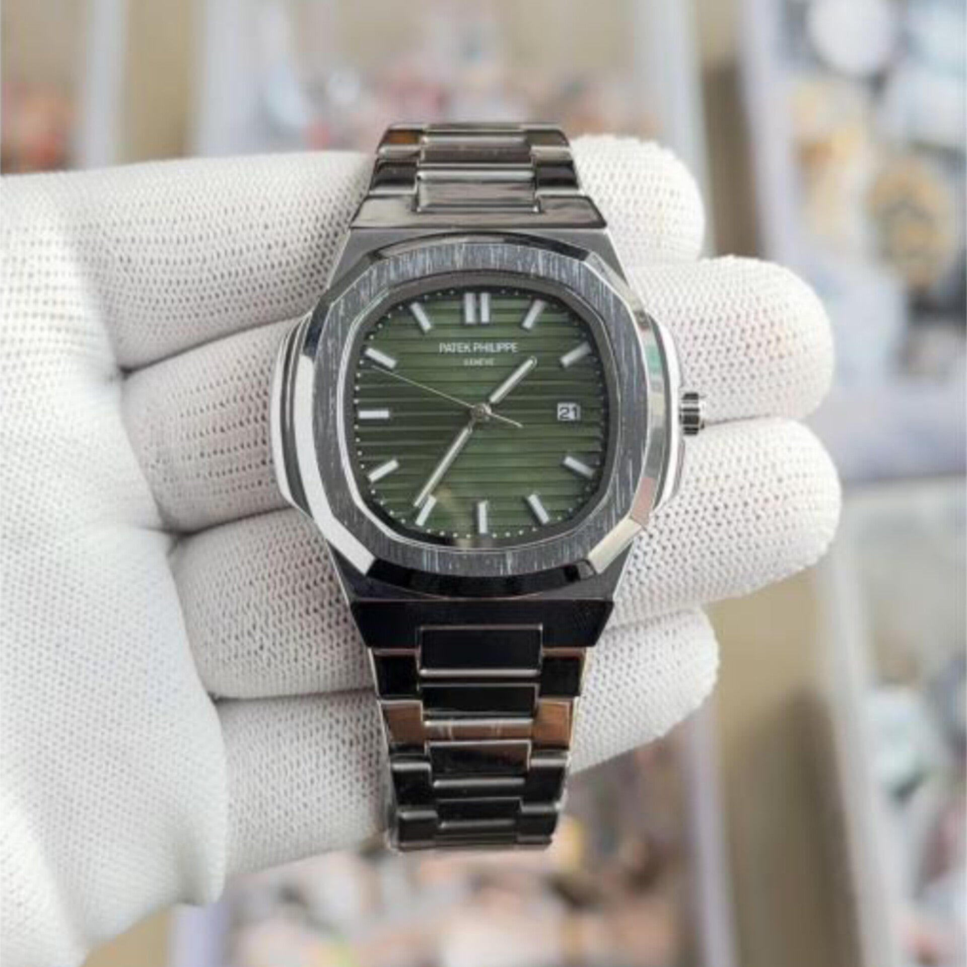 PATEK PHILIPPE NAUTILUS