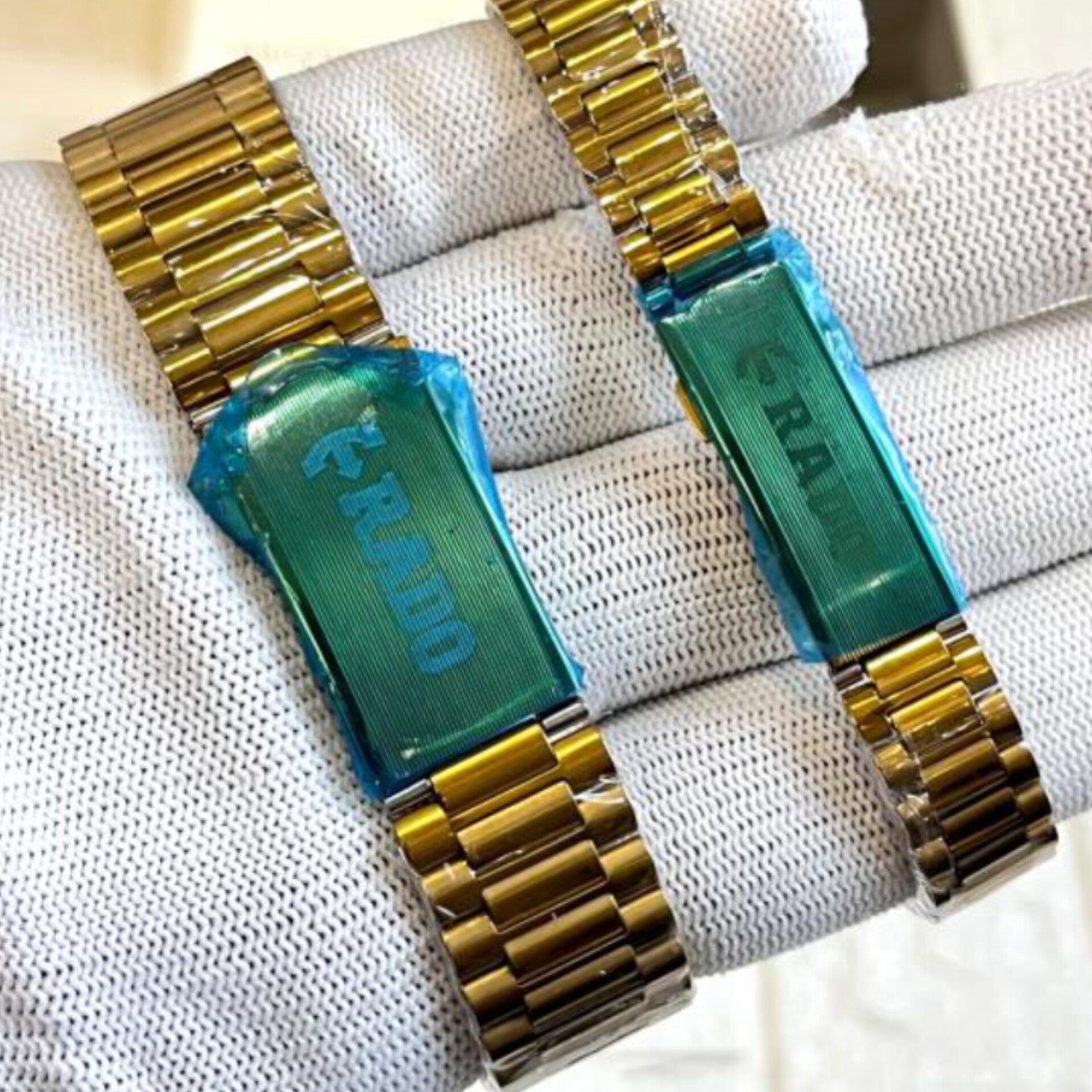 RADO DIASTAR GOLD (COUPLE WATCH)