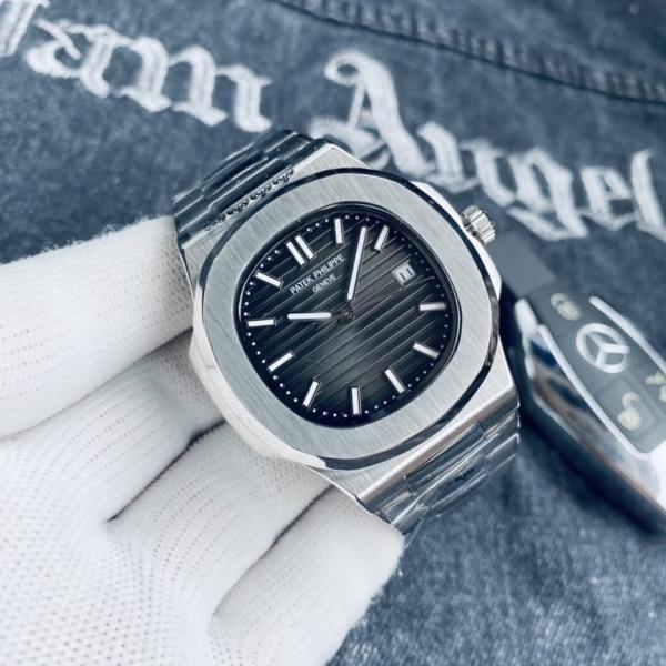 PATEK PHILIPPE NAUTILUS