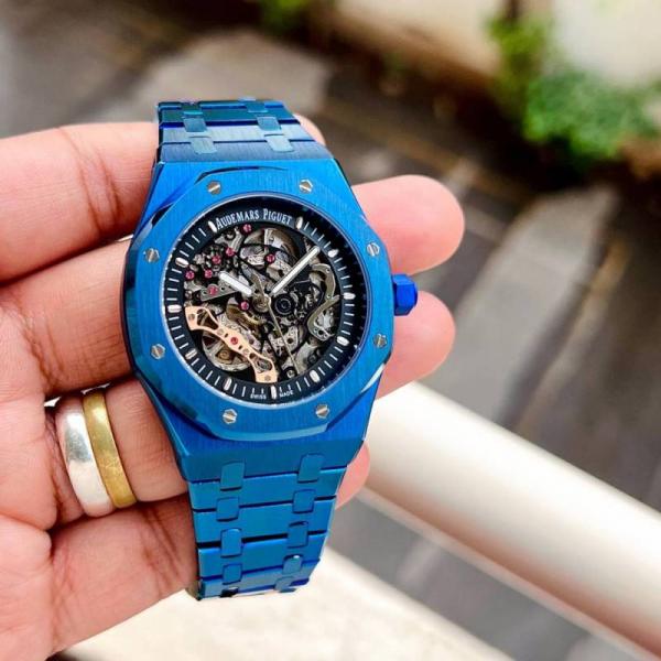 AUDEMARS PIGUET ROYAL OAK SKELETON BLUE (AUTOMATIC)