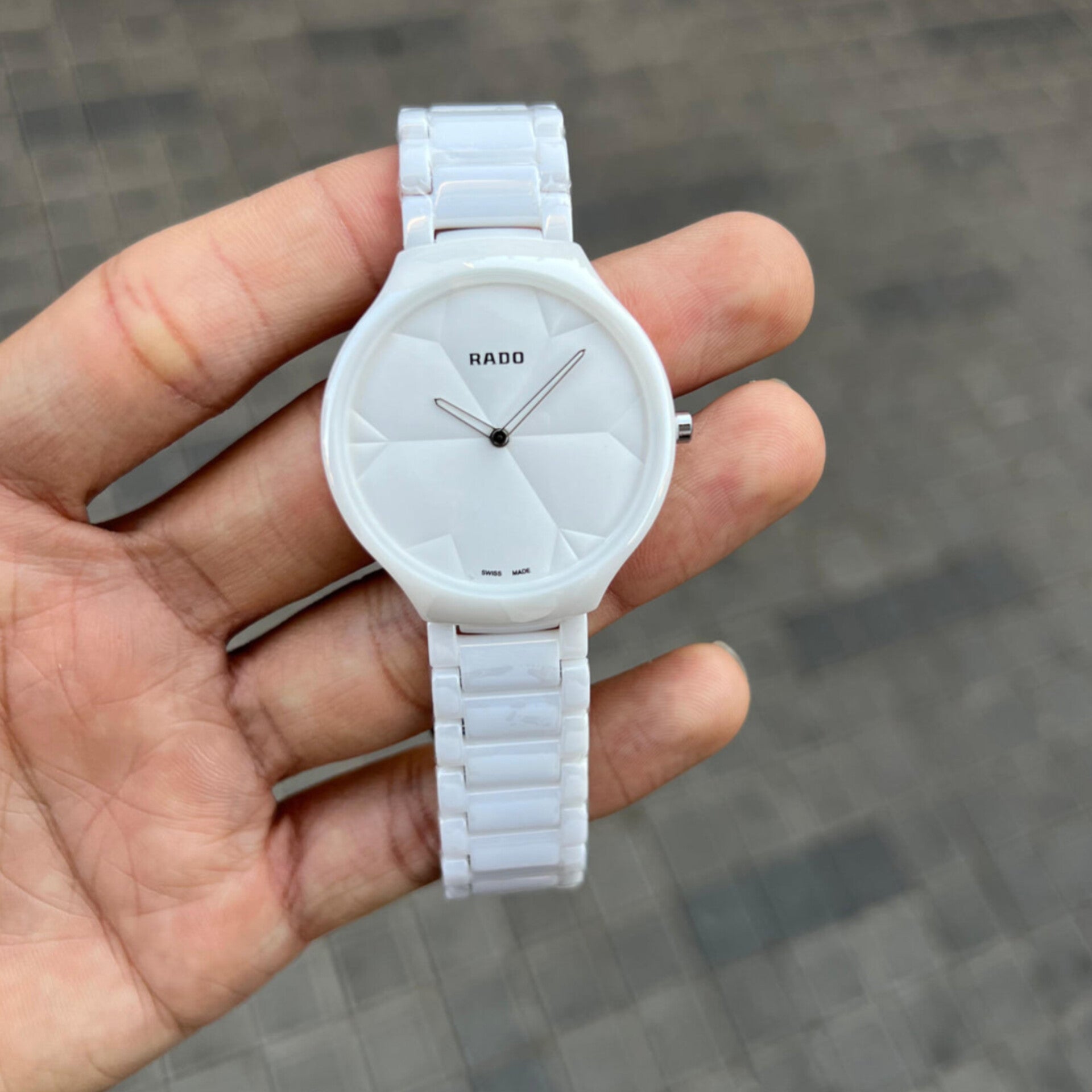 RADO TRUE THINLINE WHITE CERAMIC WATCH