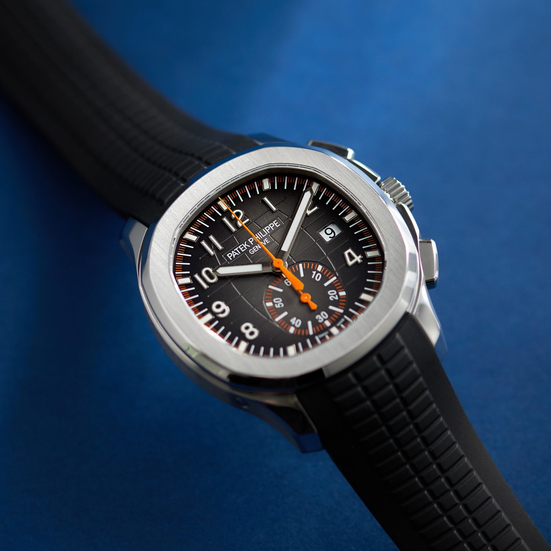 PATEK PHILIPPE AQUANUT CHRONOGRAPH BLACK (CELL MODEL)