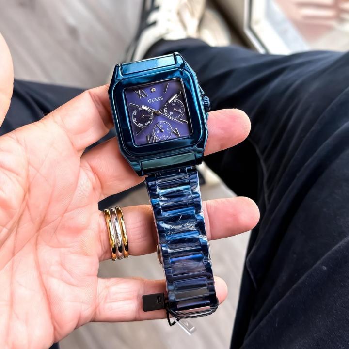 GUESS CLASSIC SQUARE (BLUE)