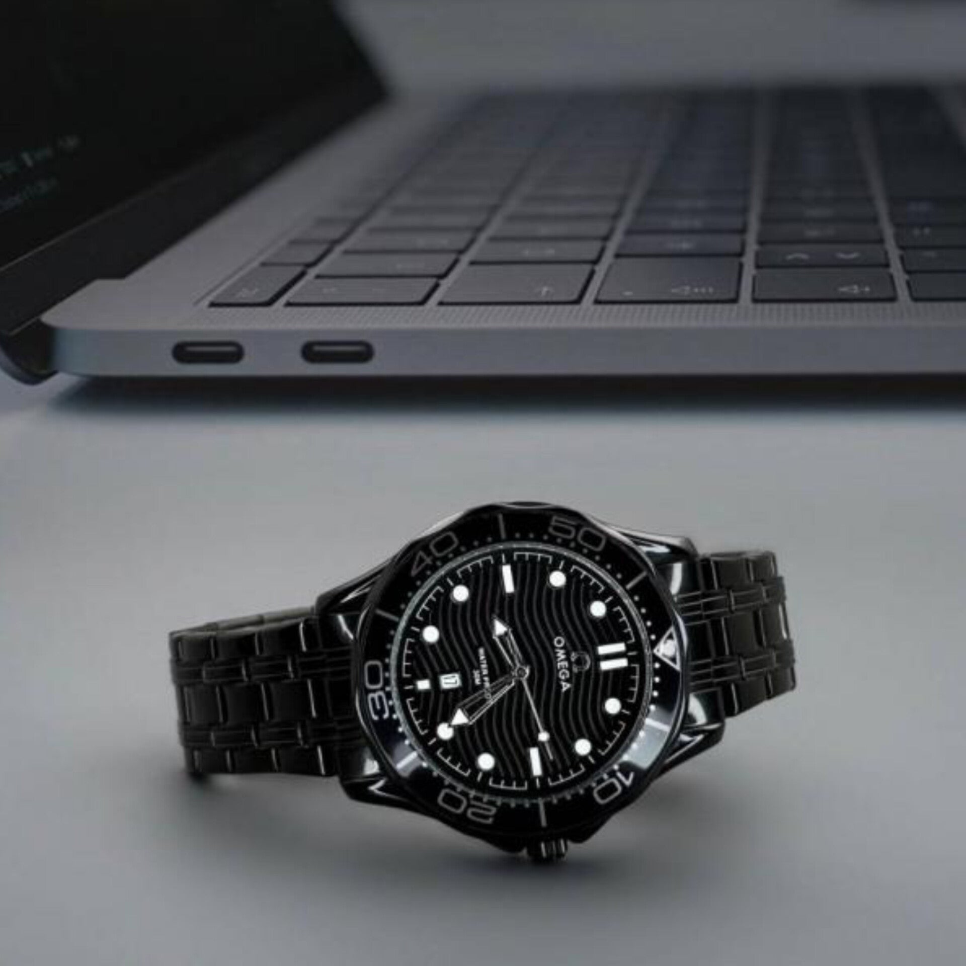 OMEGA SEAMASTER DIVER 300 (CELL MODEL)