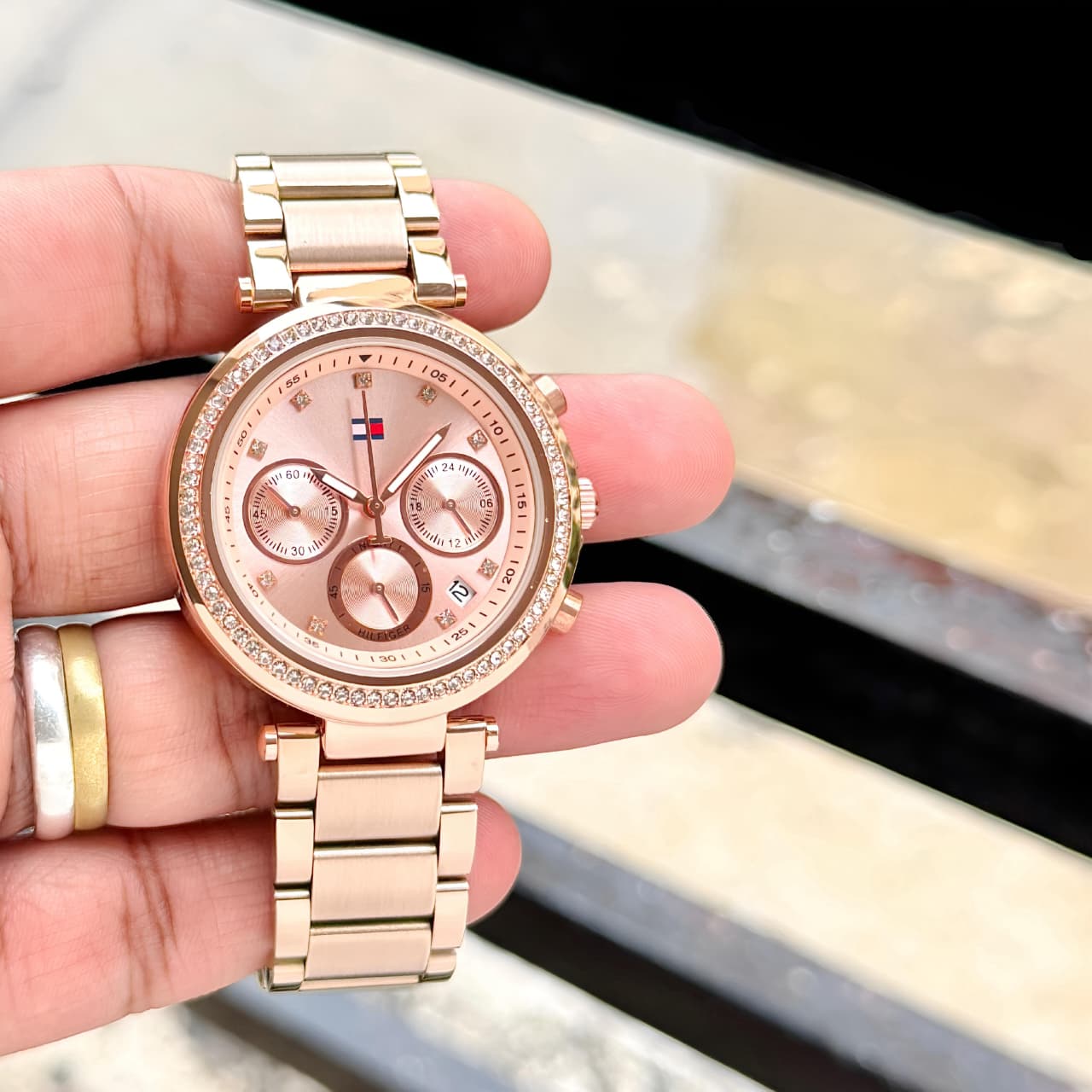 TOMMY HILFIGER LADIES WATCH