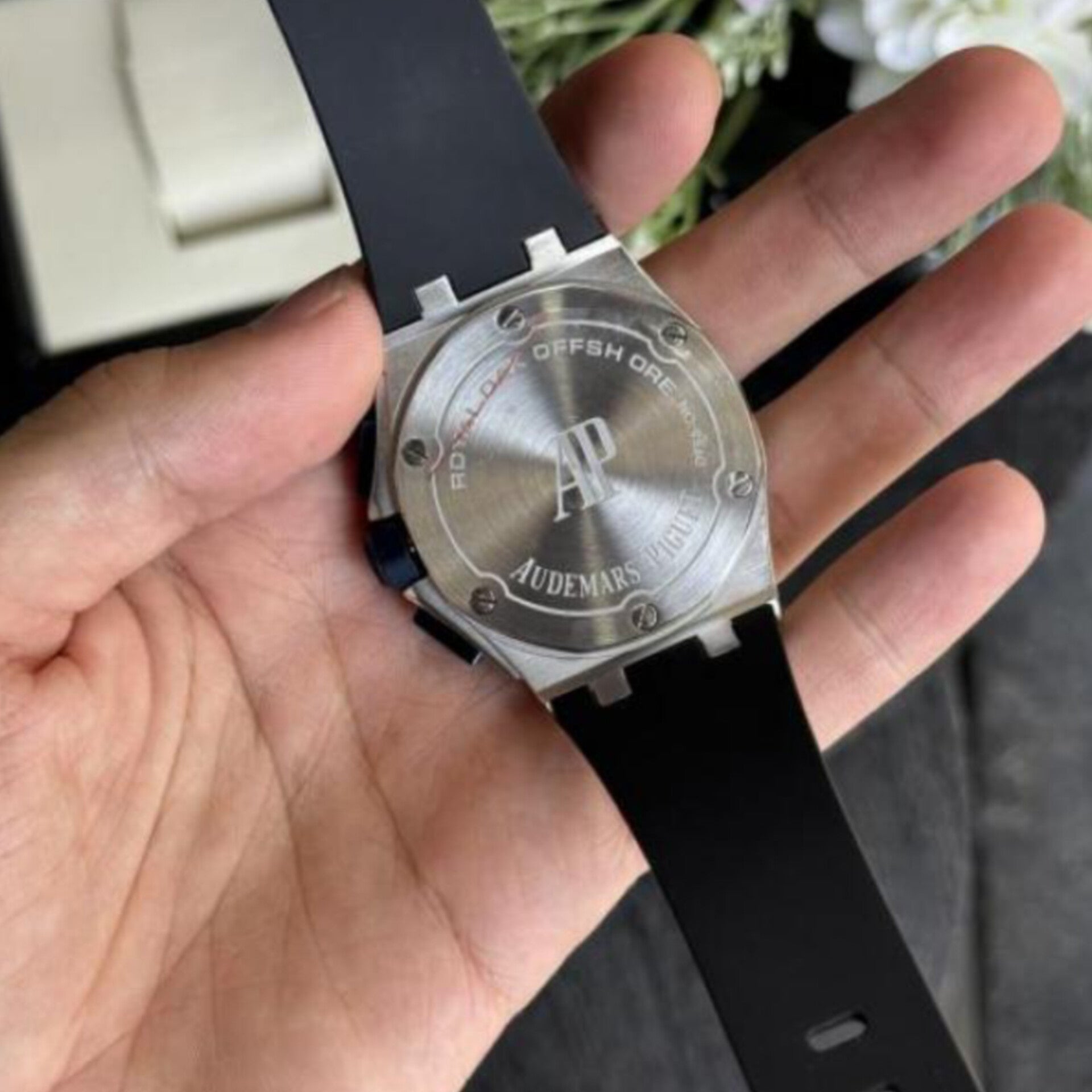 AUDEMARS PIGUET ROYAL OAK BLUE