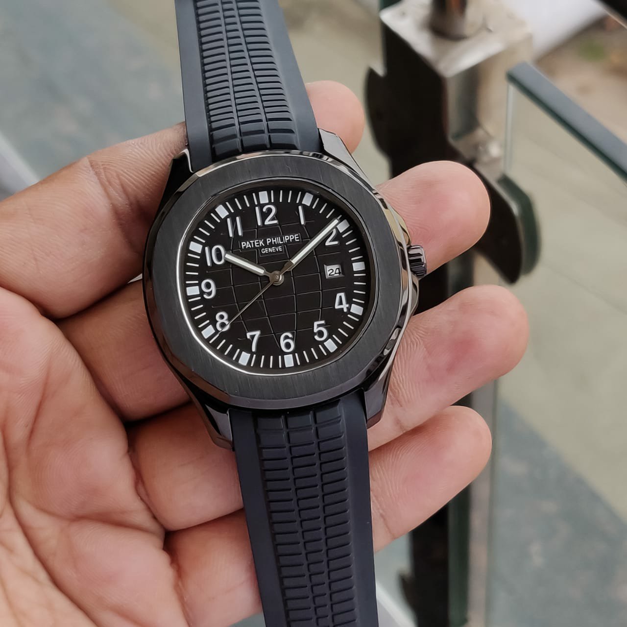 PATEK PHILIPPE AQUANUT FULL BLACK (CELL MODEL)