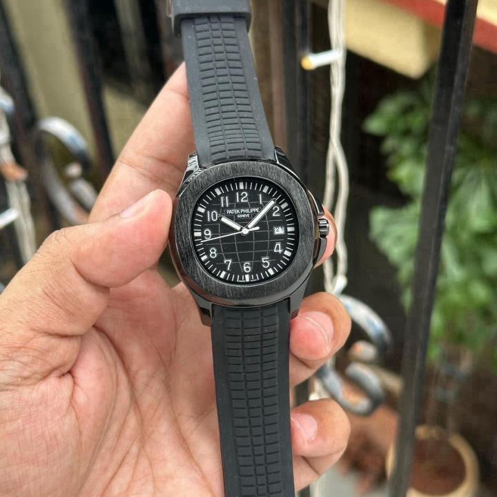 PATEK PHILIPPE AQUANUT FULL BLACK (CELL MODEL)