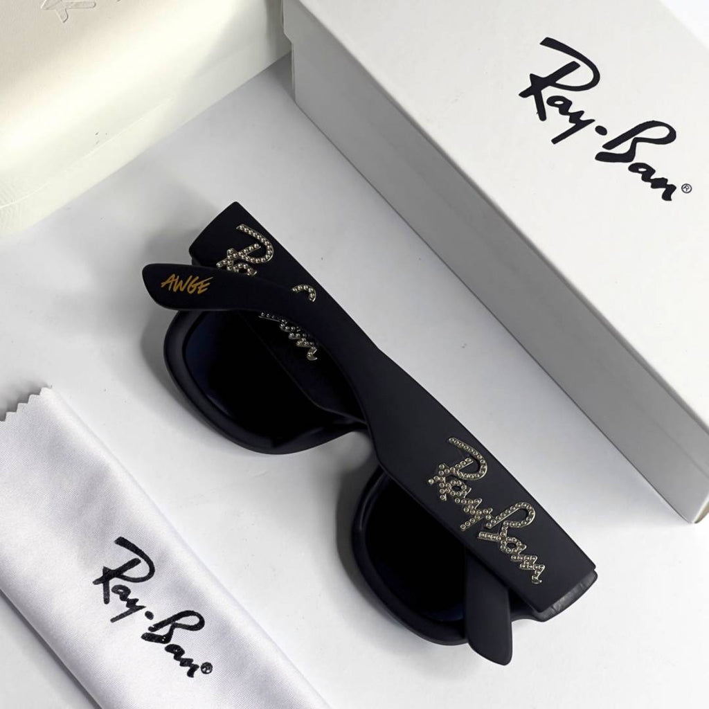 RAYBAN SUNGLASSES WITH ORIGINAL BOX AND KIT